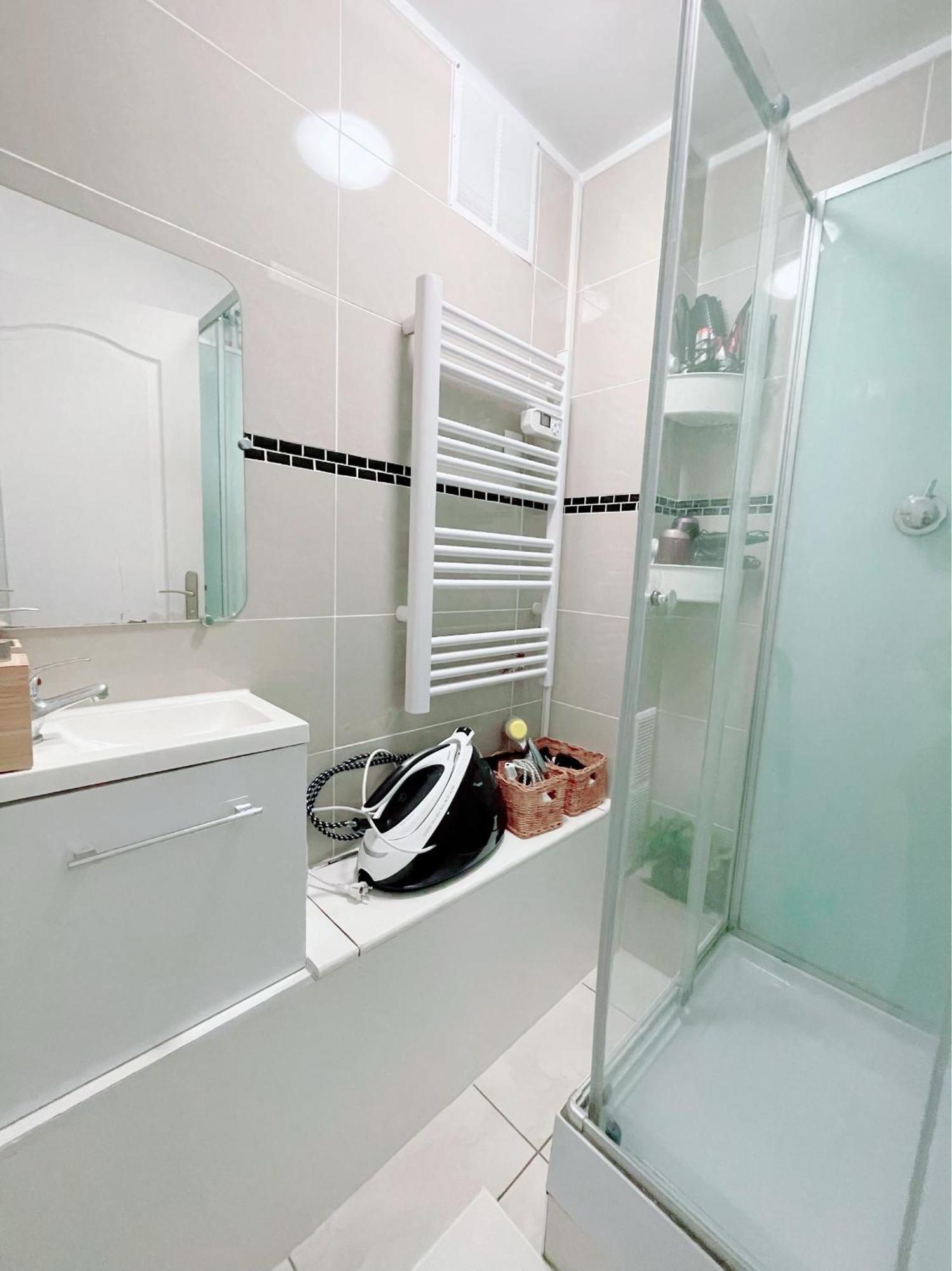 Appartement Proche Stade De France Et Metro 12 Saint-Denis  Dış mekan fotoğraf